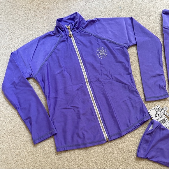 New ice skating jacket and pants set XS 8~10T (120~130cm) - Picture 2 of 11